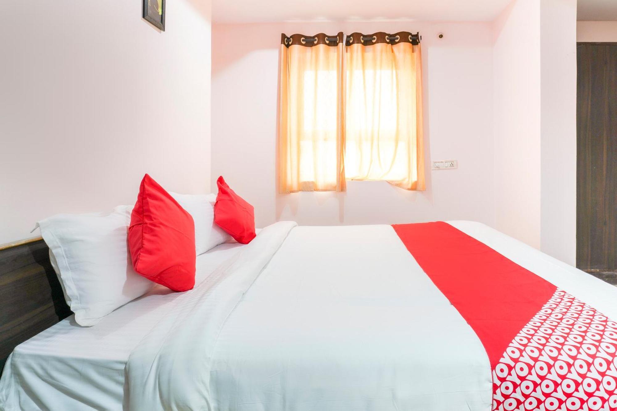 Spot On Sunshine Inn Hyderabad Ngoại thất bức ảnh