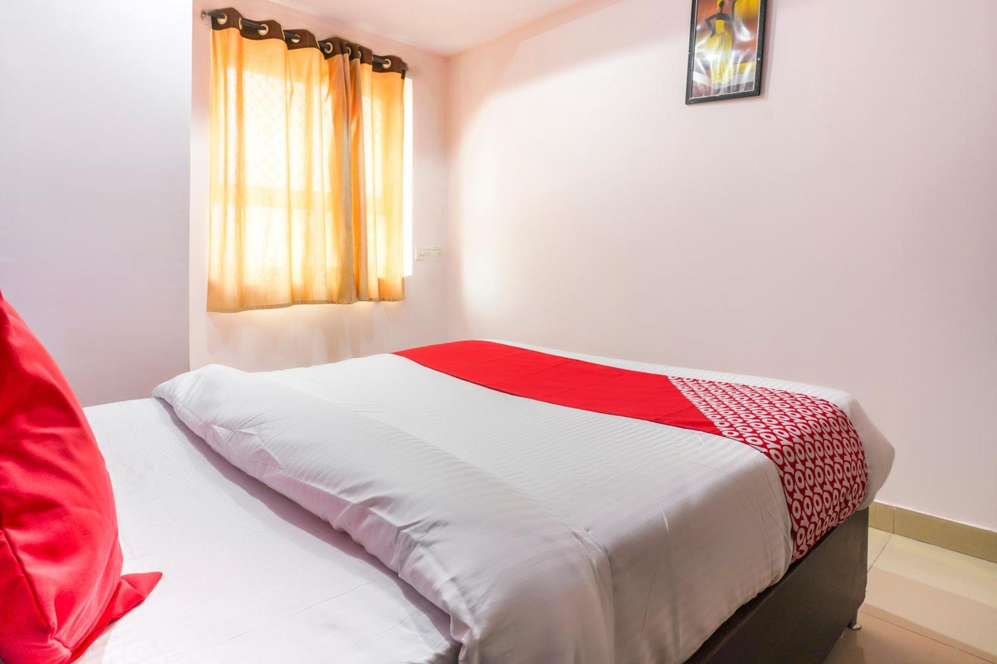 Spot On Sunshine Inn Hyderabad Ngoại thất bức ảnh